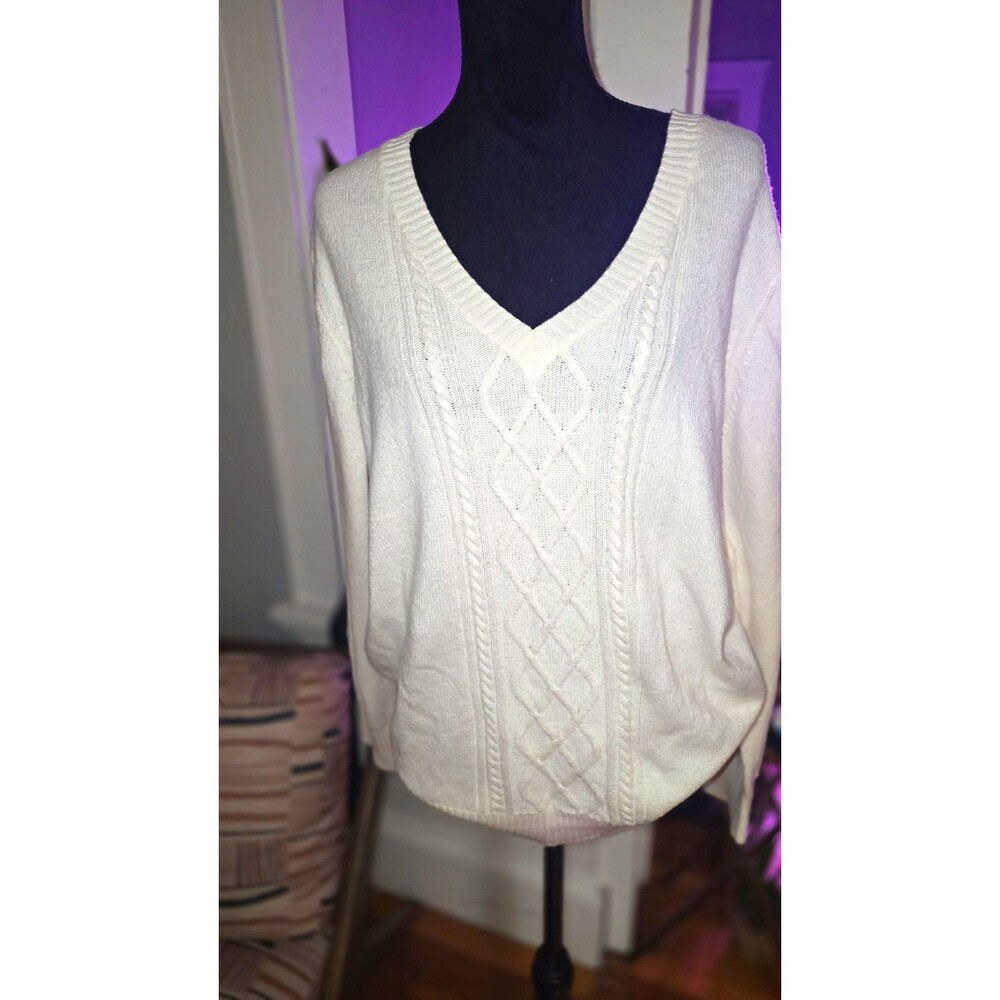 Old Navy Women’s Ivory Solid Cable-Knit V-Neck Long Sleeve Pullover Sweater 2XL